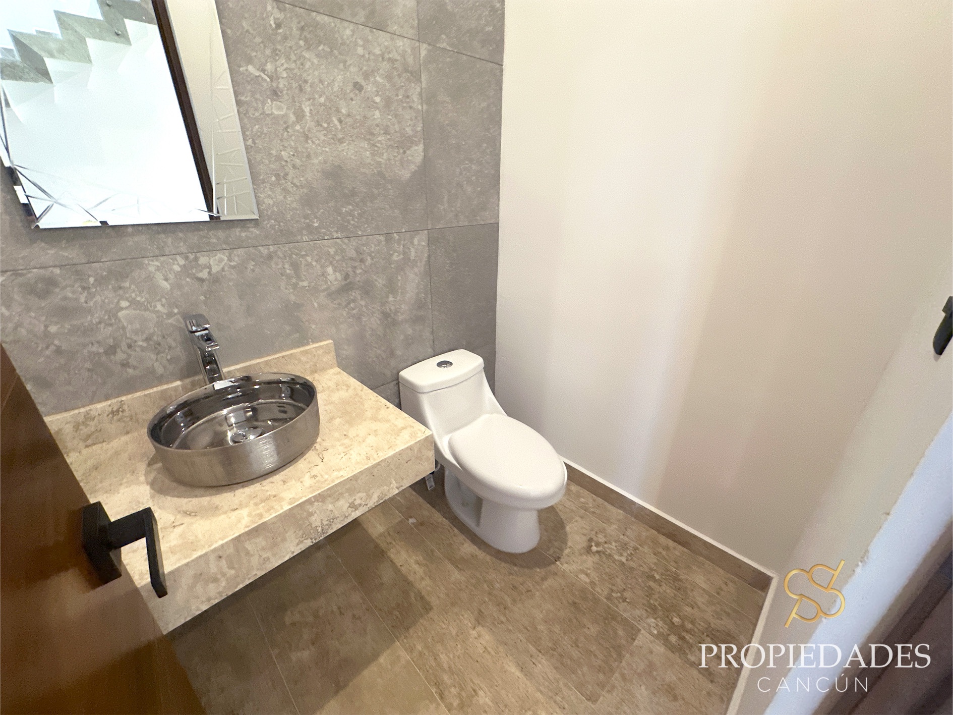 Propiedad SEDUL Imagen 02baño_casa_rio_cancun_sedul.jpg