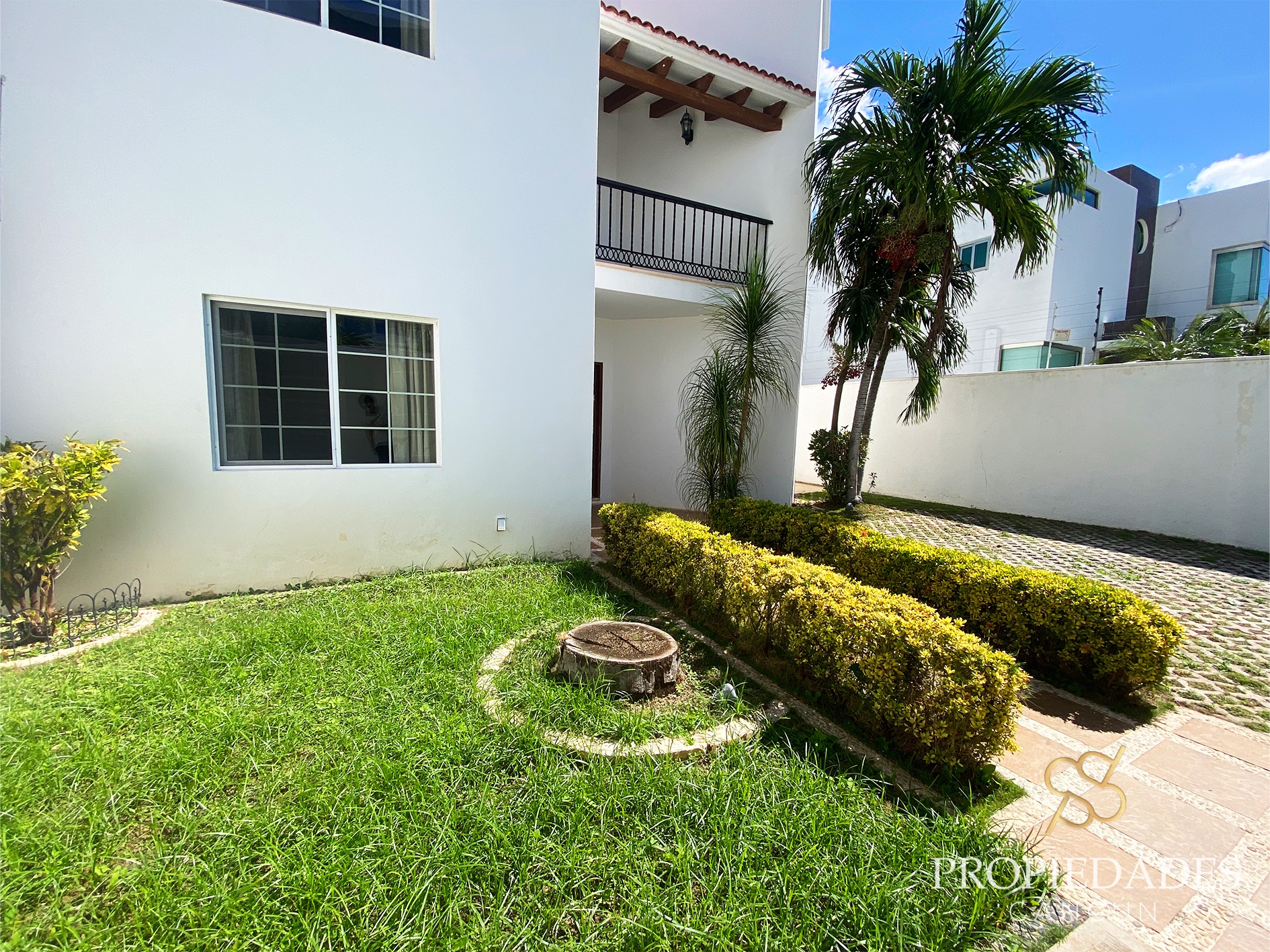 Propiedad NIZULI12 Imagen 02patio_casa_nizuc_cancun_nizuli12.jpg